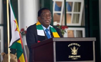 Le président du Zimbabwe, Emmerson Mnangagwa, s'adresse à une conférence de presse à la State House à Harare le 27 août 2023. @Photo tiers FR24